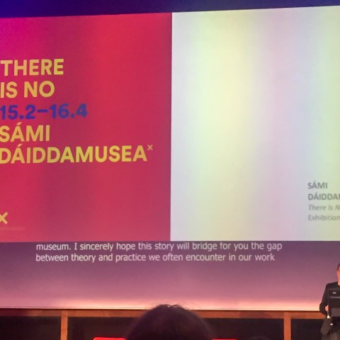 Direktør Jérémie McGowan presenterer Sámi Dáiddamusea på MuseumNext